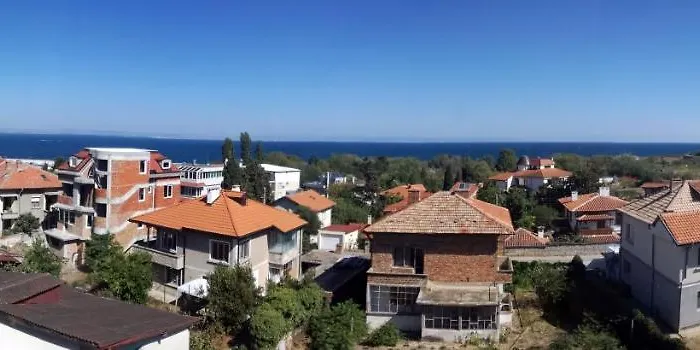 Yanevi 公寓 切尔诺莫雷茨