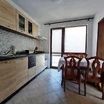 Yanevi Apartamento Chernomorets