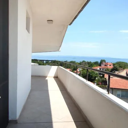 Apartamento Yanevi Chernomorets